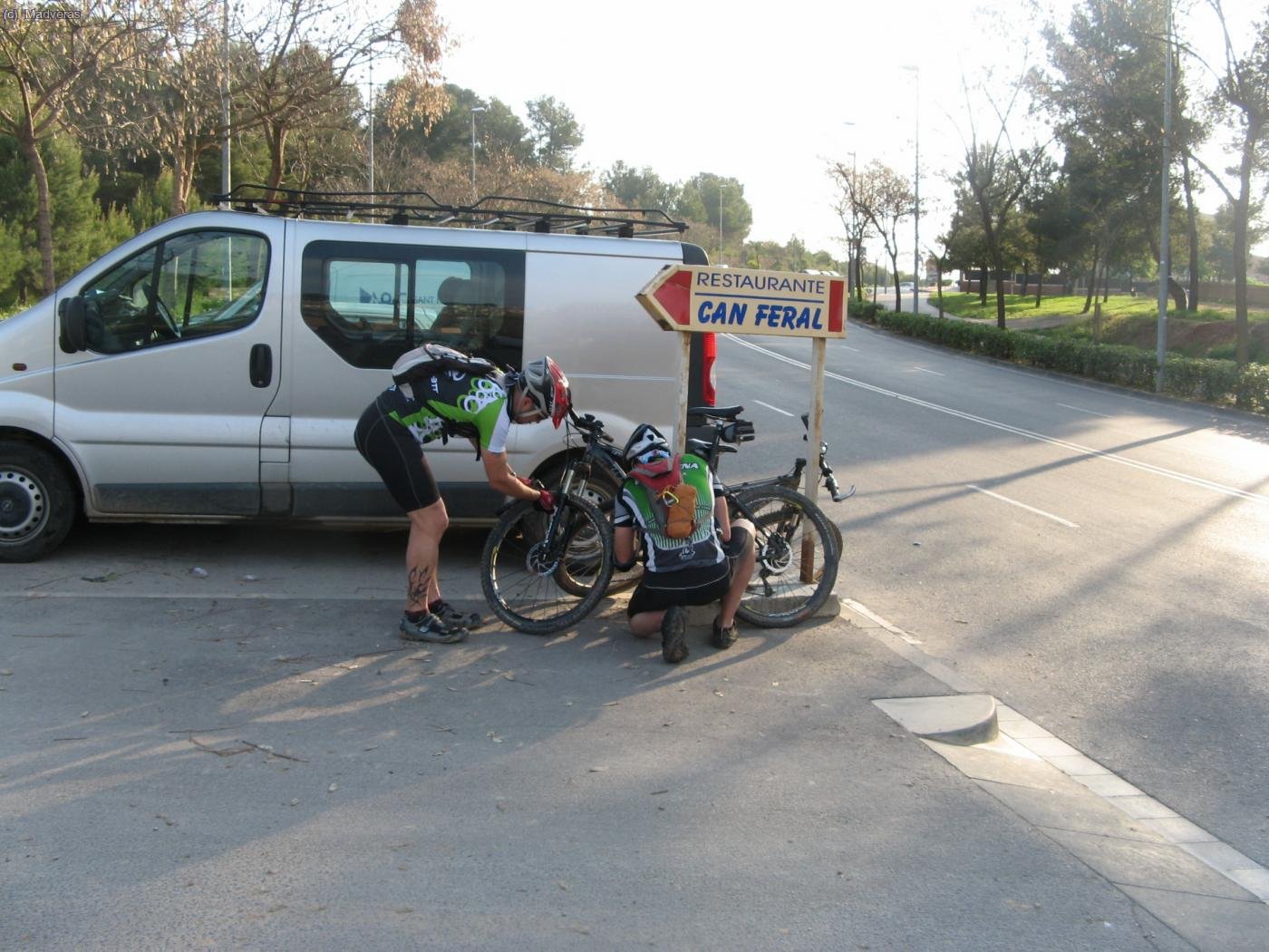 Vile y Klk, último repaso a las bicis