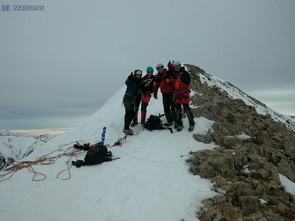 Sergi, Susana, Julio y yo, detras la cima del Gra de Fajol Peti