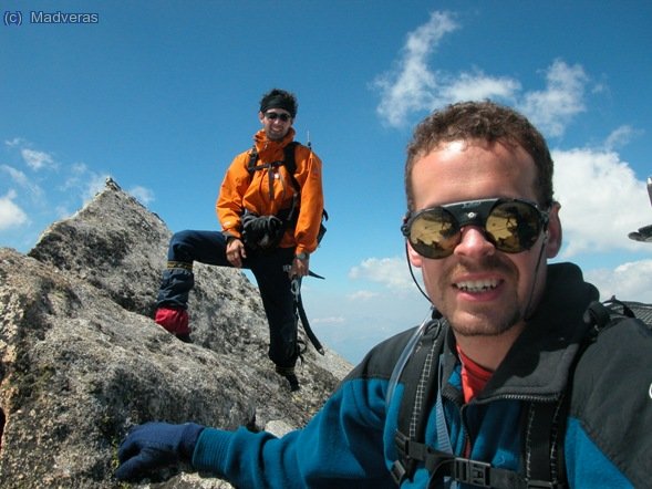 Creiamos que llegabamos al pico abadias.. pero nops... es a mitad de cresterio