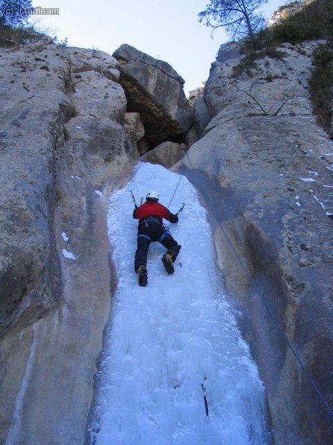 Creo que ya tenoms un friki más para la secta del hielo.. jejeje