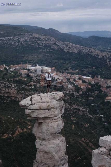 Vista de la Riba y Fetitxe.