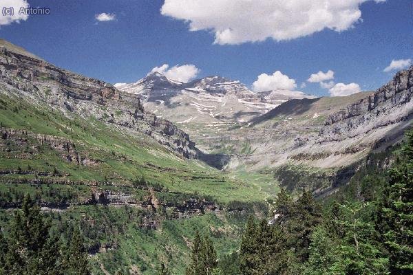 Clásica, Valle de Ordesa y Monte Perdido.