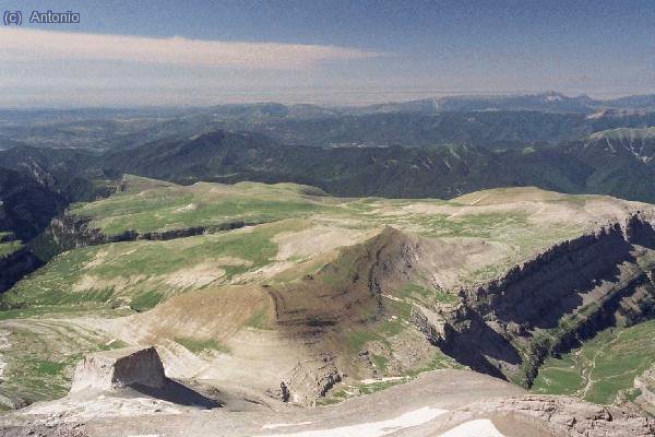 Cañón de Añisclo y Valle de Ordesa, también desde la cima.