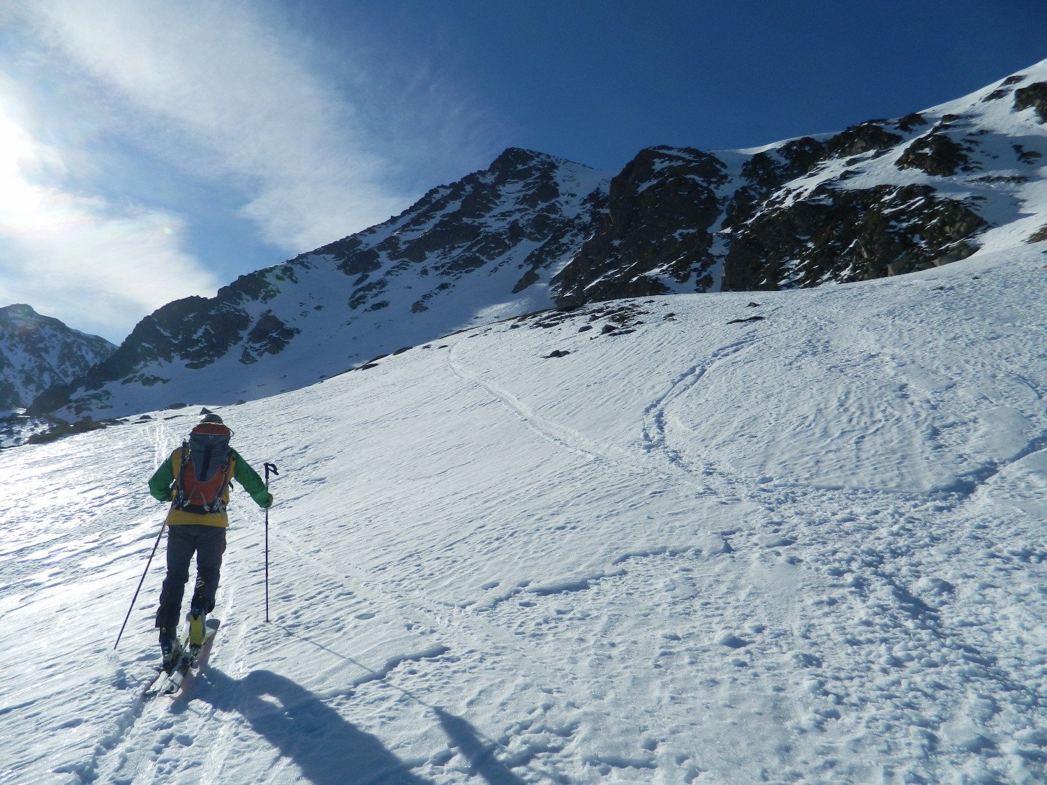 Nos vamos acercando a la base del pico.