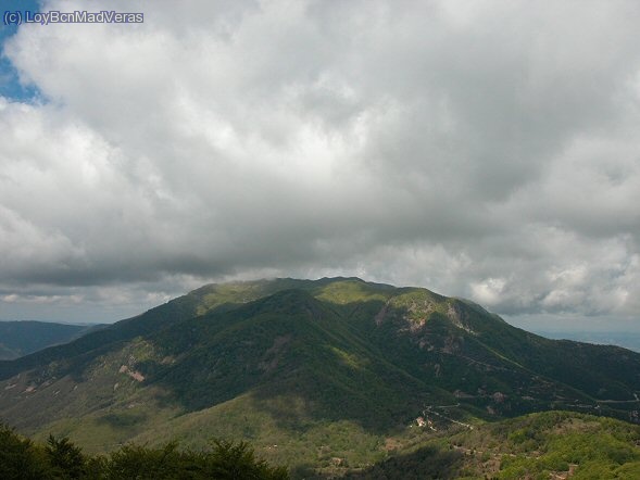 Otra vez el Matagalls... pero con más nubes