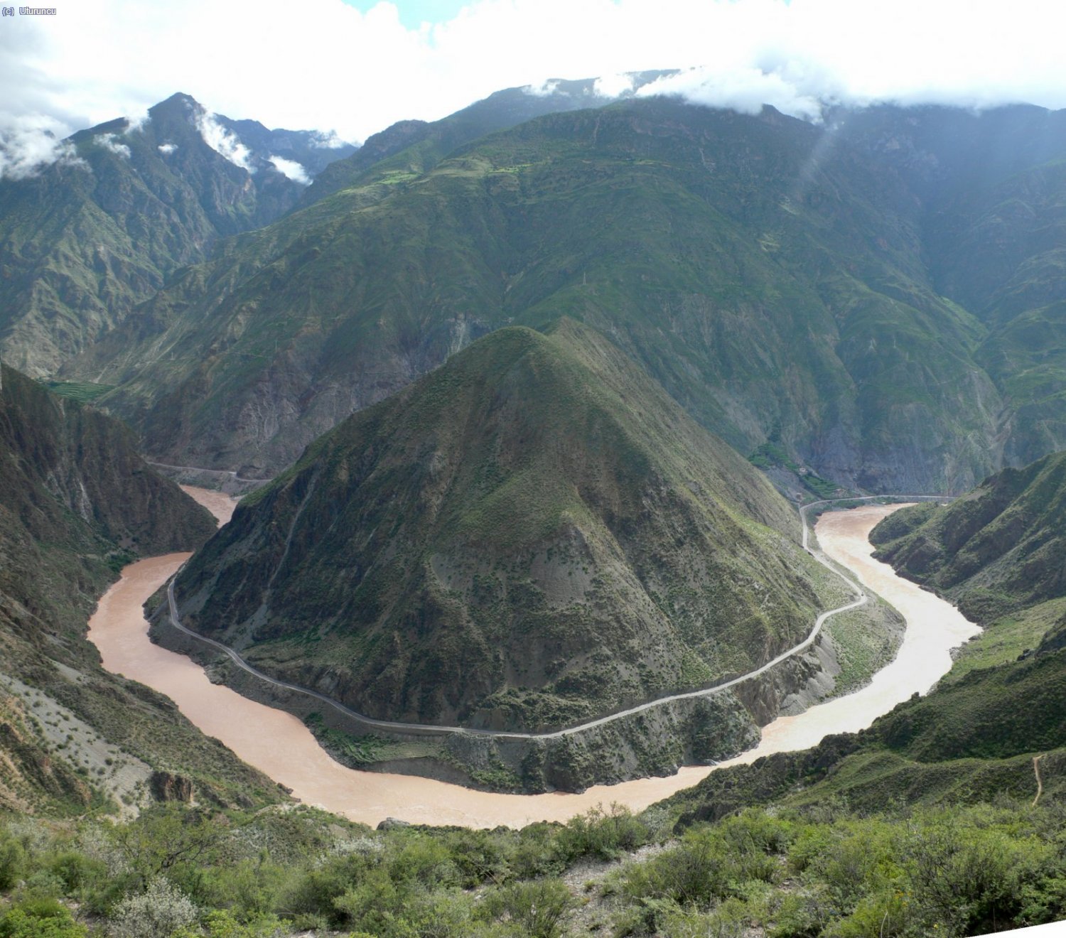 GRan Meandro en el curso medio-alto del Yang Tse Kiang