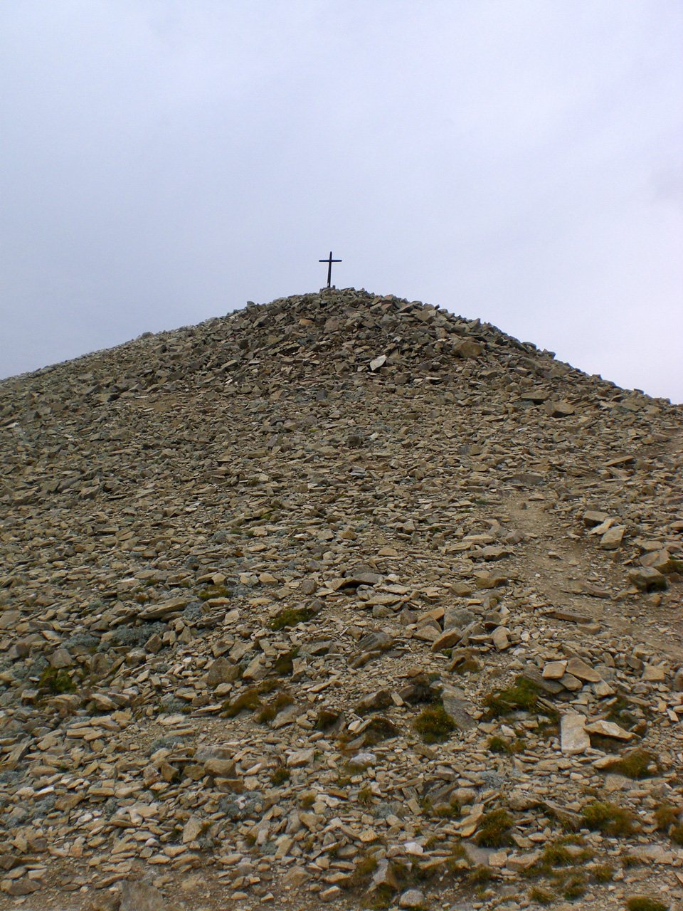 A prop del cim del Bastiments.