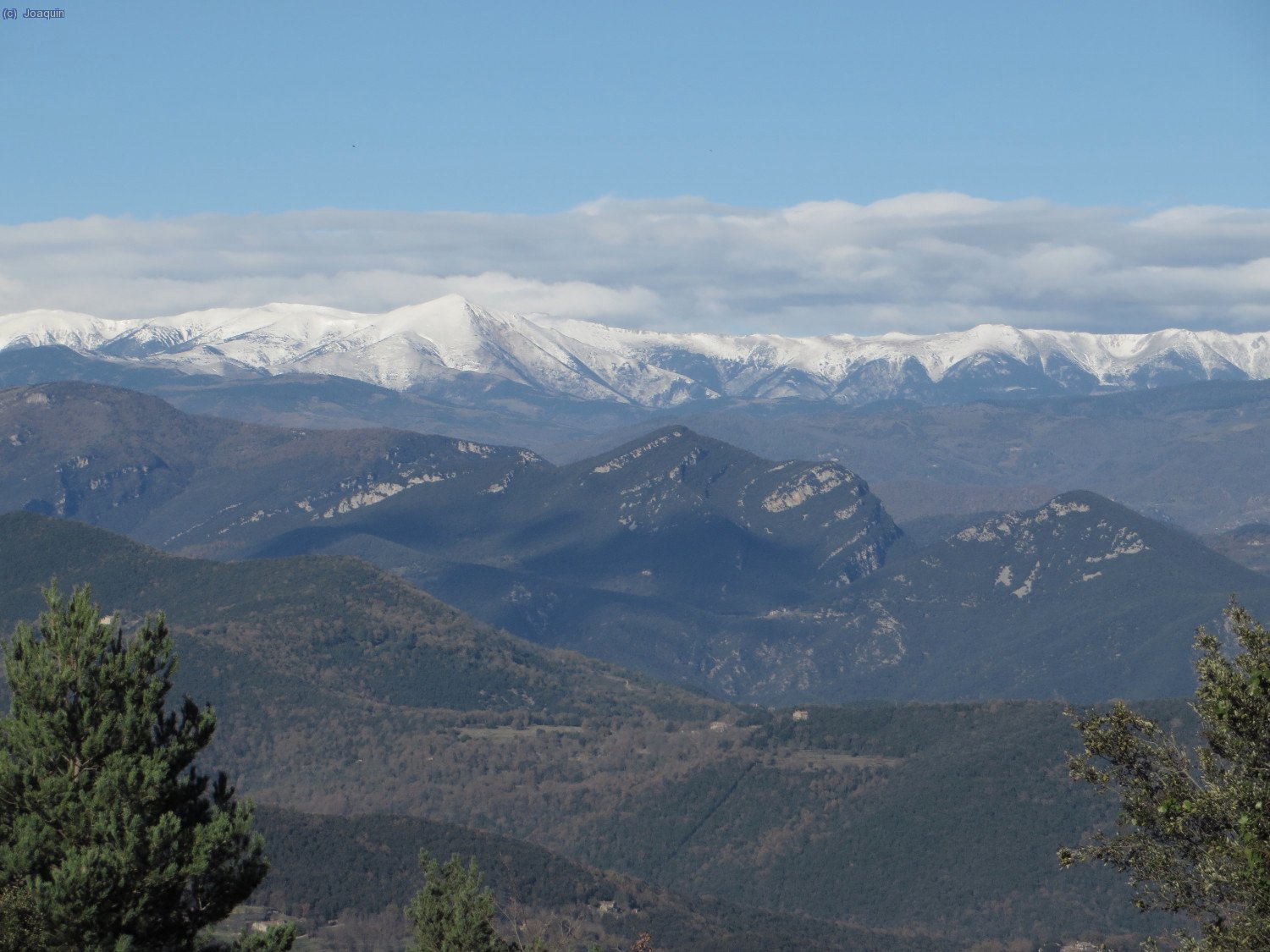 El Pirineo desde la ermita de Sant Abdó i Sant Senen